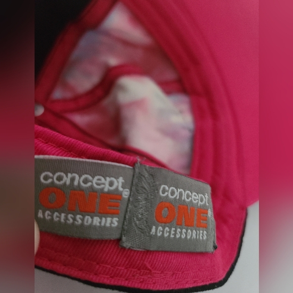 Concept One Pink and Black Love Graphic Girls  Cap - Picture 4 of 4